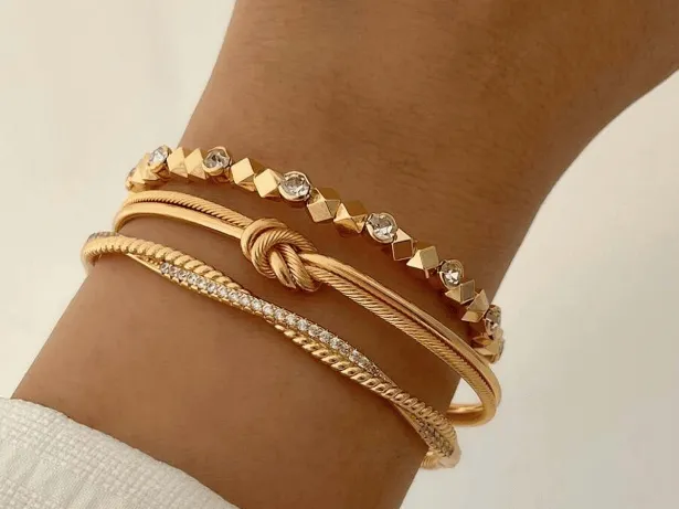 Altın Bileklik Seçimi ve Stilleme İpuçları